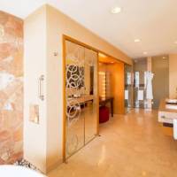 Room #25307536