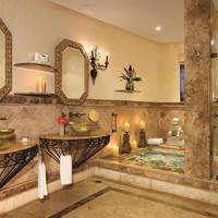Ocean Front One Bedroom Suite with Plunge Pool