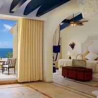 Romance Ocean Front One Bedroom Suite with Terrace