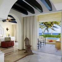 Butler Ocean Front Master Suite Two Bedrooms with Plunge Pool Triple