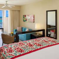Junior Suite with Ocean View King Bed