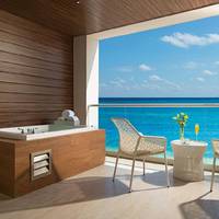 Xhale Club Junior Suite Ocean Front Whirlpool Double