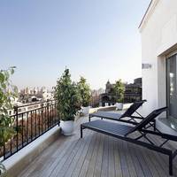 One-Bedroom Apartment with Terrace