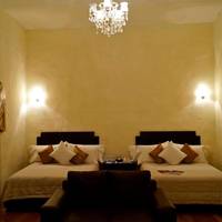 Luxury Suite