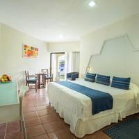 Room #2338118