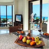 Three-Bedroom Suite with Partial Sea View -Penthouse