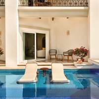 Junior Suite Swim-Up - 2 Double Beds
