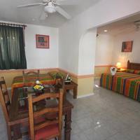 Triple Room with Garden View