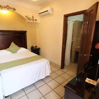 Room #23911418
