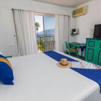 Room #27219015