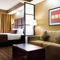 King Room with Sofabed - Non-Smoking