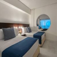Family Room with Sea View