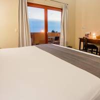 Deluxe King Room with Sea View