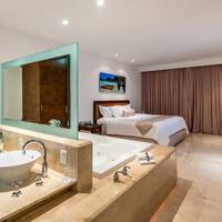 Deluxe Room (2 Adults)