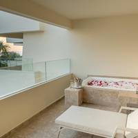Superior Aluxes Double Room with Hot Tub