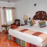 Queen Room with Pool View