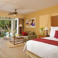 Junior Suite with Pool View