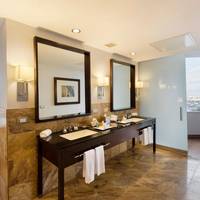 King Master Suite