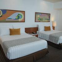 Deluxe Suite with Spa Bath