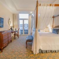 Executive Master Suite