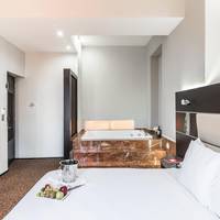 Superior Double Room with Jacuzzi