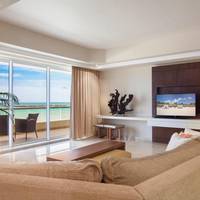  Two Bedrooms Presidential Suite