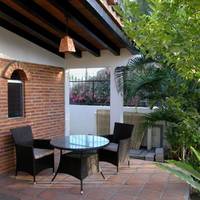 Pool side Villa 2Br/Kitchen