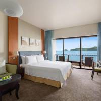 Kinabalu King Room with Sea View