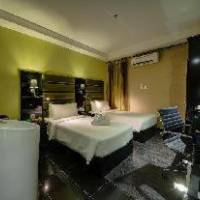 Room #46295218