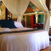 Yellow Orchid Villa with Balcony