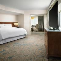 Junior Suite, 1 King, Bay view