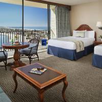 Tower Building Studio Two Queens  Beds Kitchenette Bay View