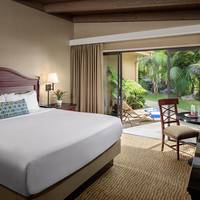Studio with Two Queen Beds and Kitchenette - Bay View