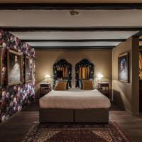 Old Dutch Masters Suite