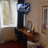 Single Room with Shared Toilet