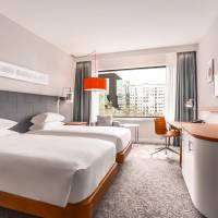 Twin Guest Room
