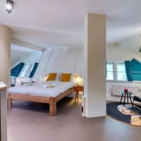 Cube Studio with Shower
