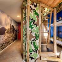 Marine Room with Private Bathroom and Marine Museum ticket