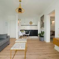 Two-Bedroom Apartment with Hot Tub (4 Adults)