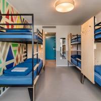 6 Person Room with Private Bathroom and Shower