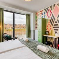 Comfort Double Room with Private Bathroom and River View