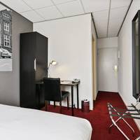 Single Room with Shower or Bath