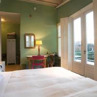 Large Double Room with Terrace
