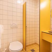 Budget Twin with Bunk Beds and Private Bathroom with Shower