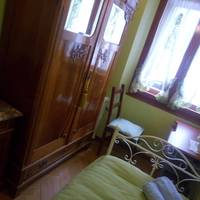 Single Room with Shared Bathroom