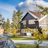 Large Five-Bedroom Cottage