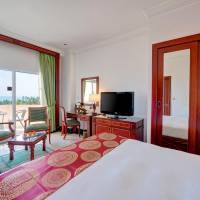 Executive Suite with Sea View - Non-Smoking
