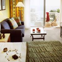 King Deluxe Room with Balcony and Sea View