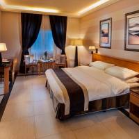 Deluxe King Room - Non-Smoking