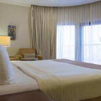 Classic King Bed Room with Sea View